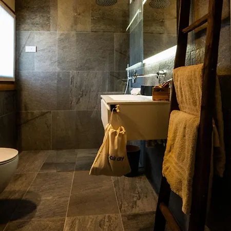 Bed & Breakfast In Langa Relais Dogliani
