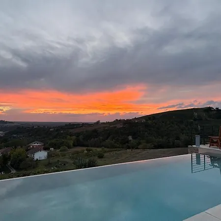 In Langa Relais Bed & Breakfast 4*