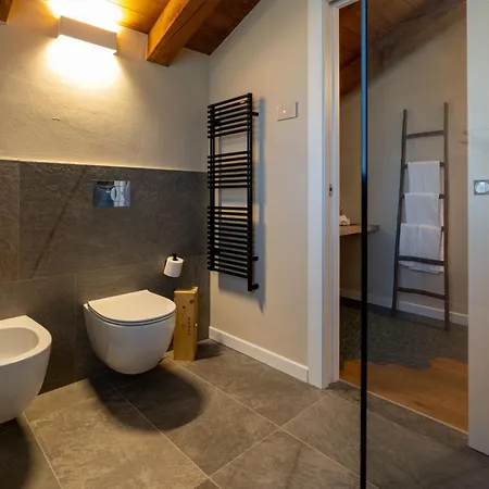 Bed & Breakfast In Langa Relais Dogliani