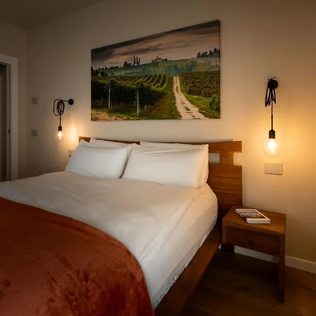 In Langa Relais 4*